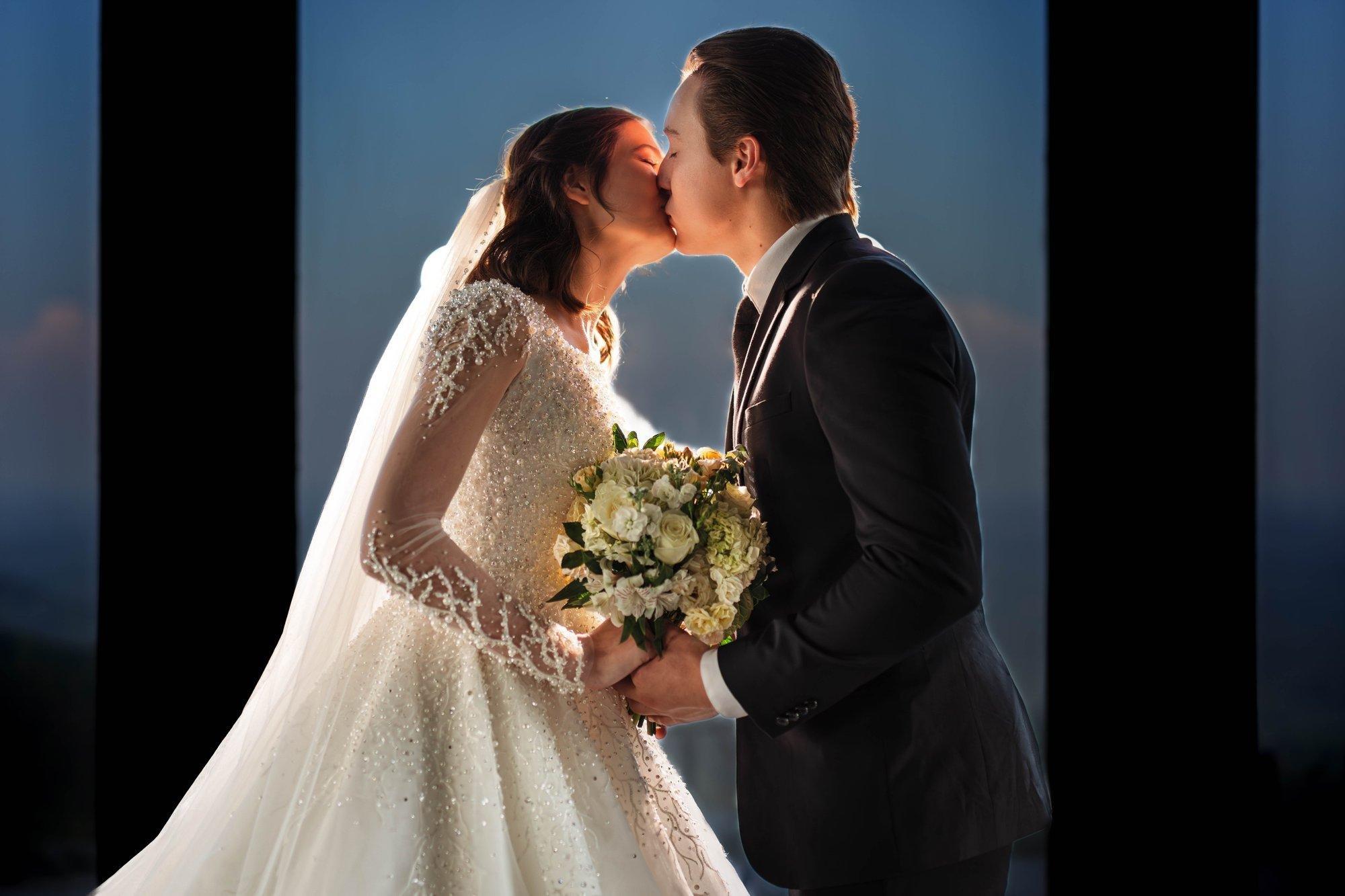 carousel-hero-element image-8